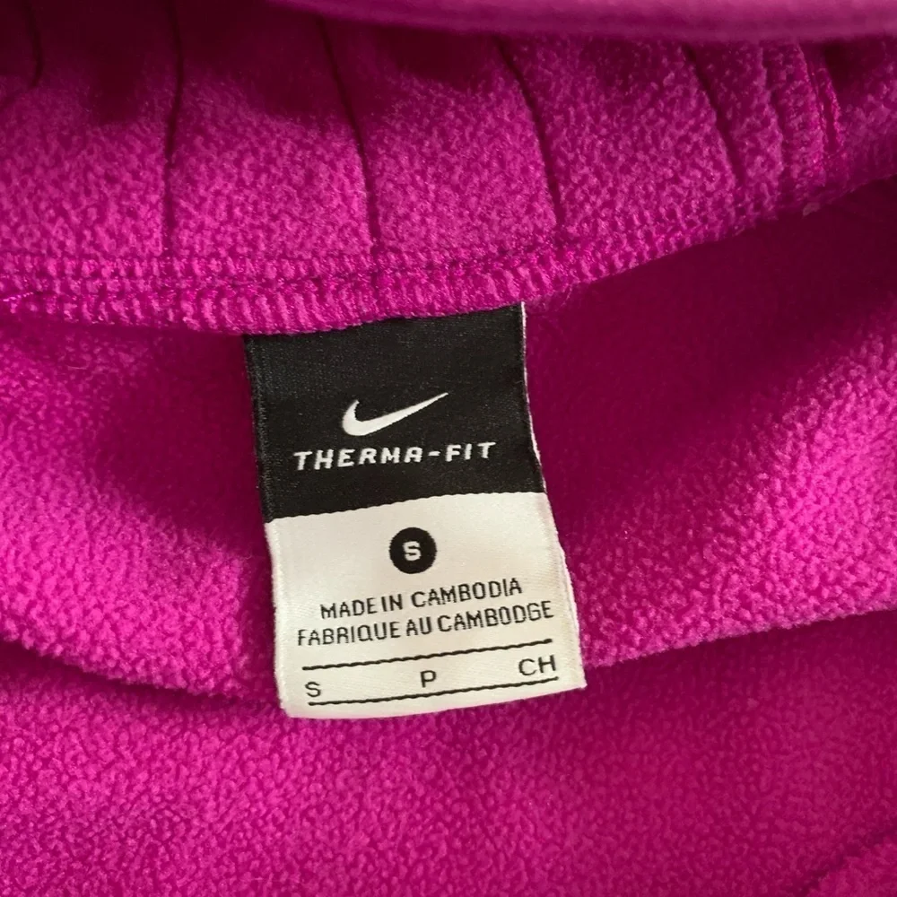 Nike Women’s Jacket Size Small